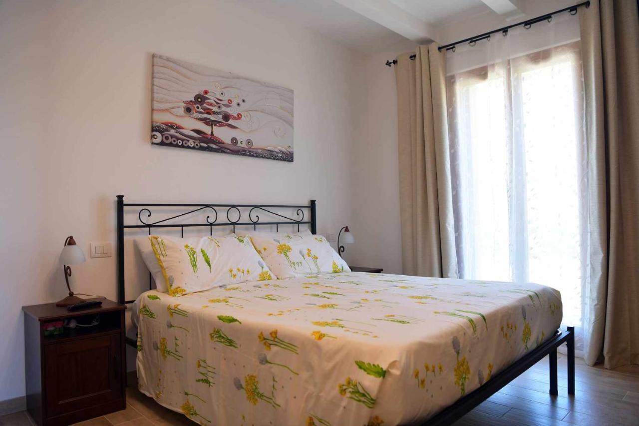 Casa Montefiore 13 Girasoli Lt Nella Tranquilla Campagna Marchigiana Ancona Dış mekan fotoğraf
