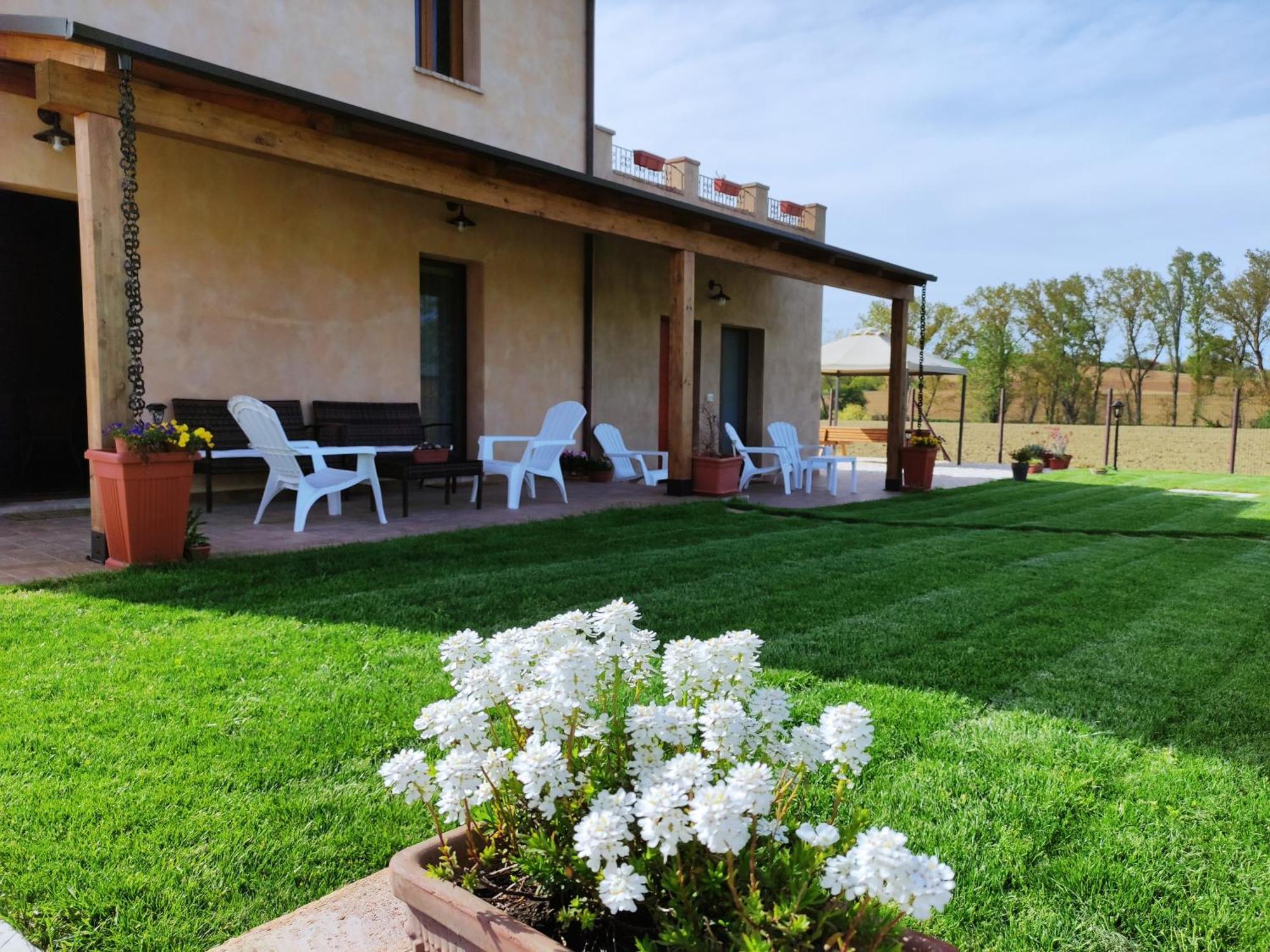 Casa Montefiore 13 Girasoli Lt Nella Tranquilla Campagna Marchigiana Ancona Dış mekan fotoğraf